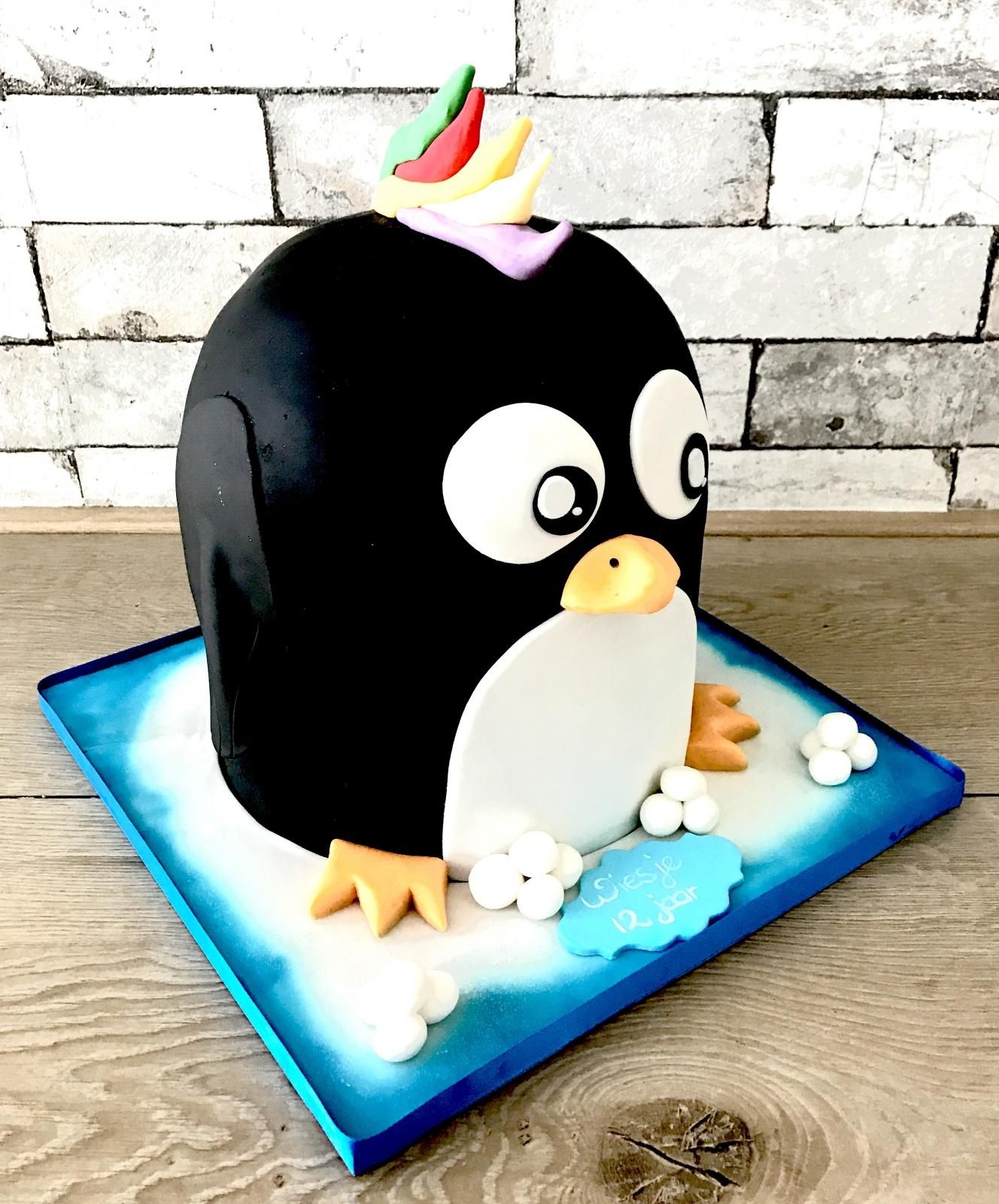 penguin cake