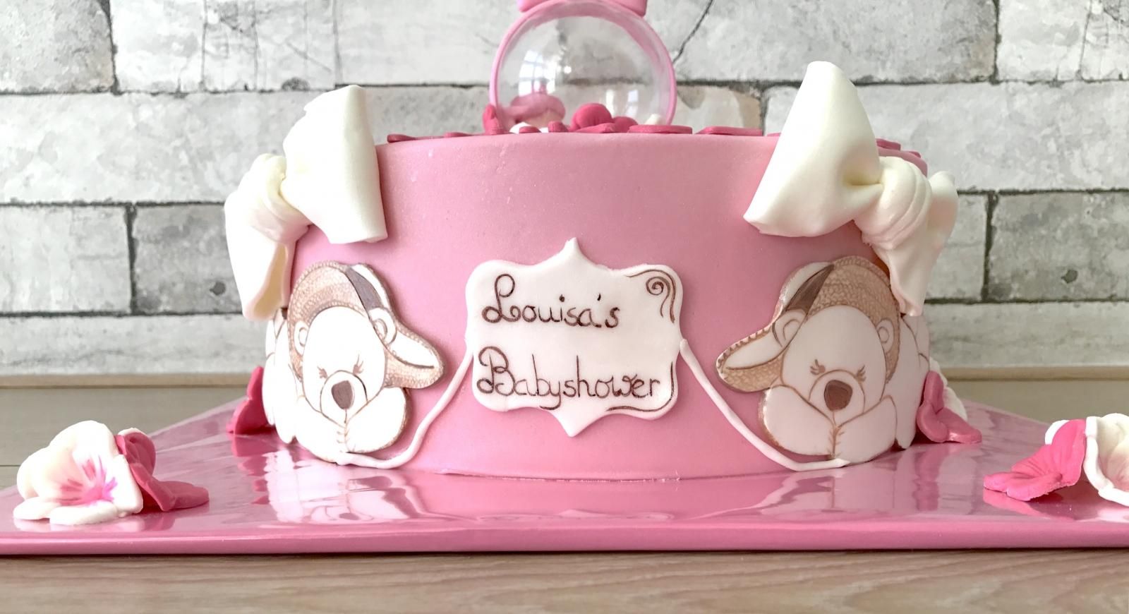 special made babyshoweer cake