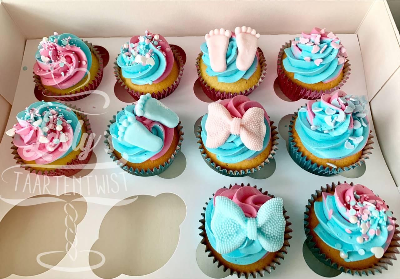 gender-reveal-cupcakes