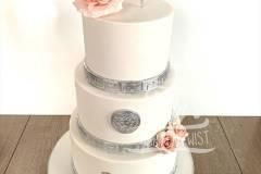 special-white-and-silver-cakes