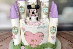 minnie-mouse-castle-cake